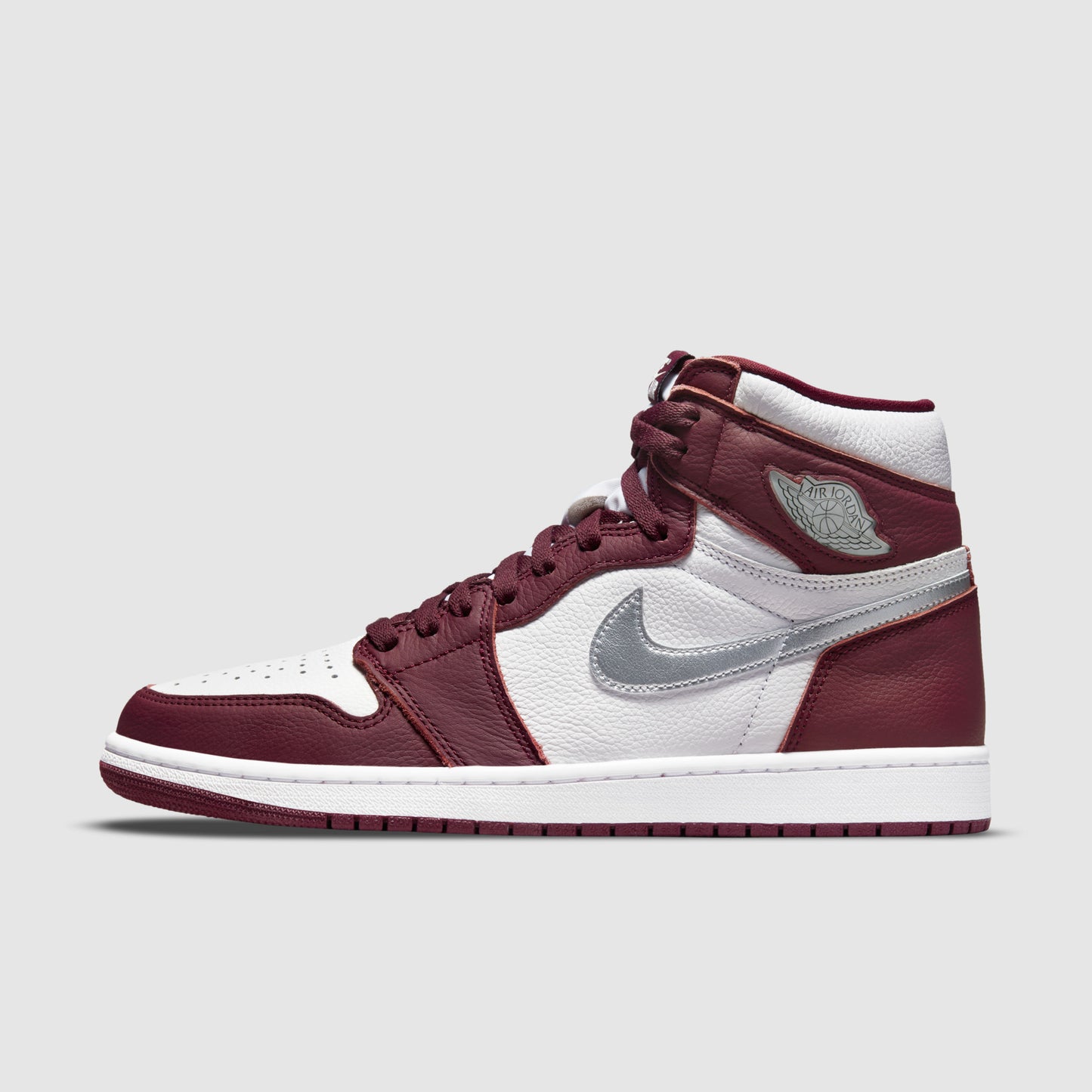 Air Jordan 1 Retro High OG Bordeaux