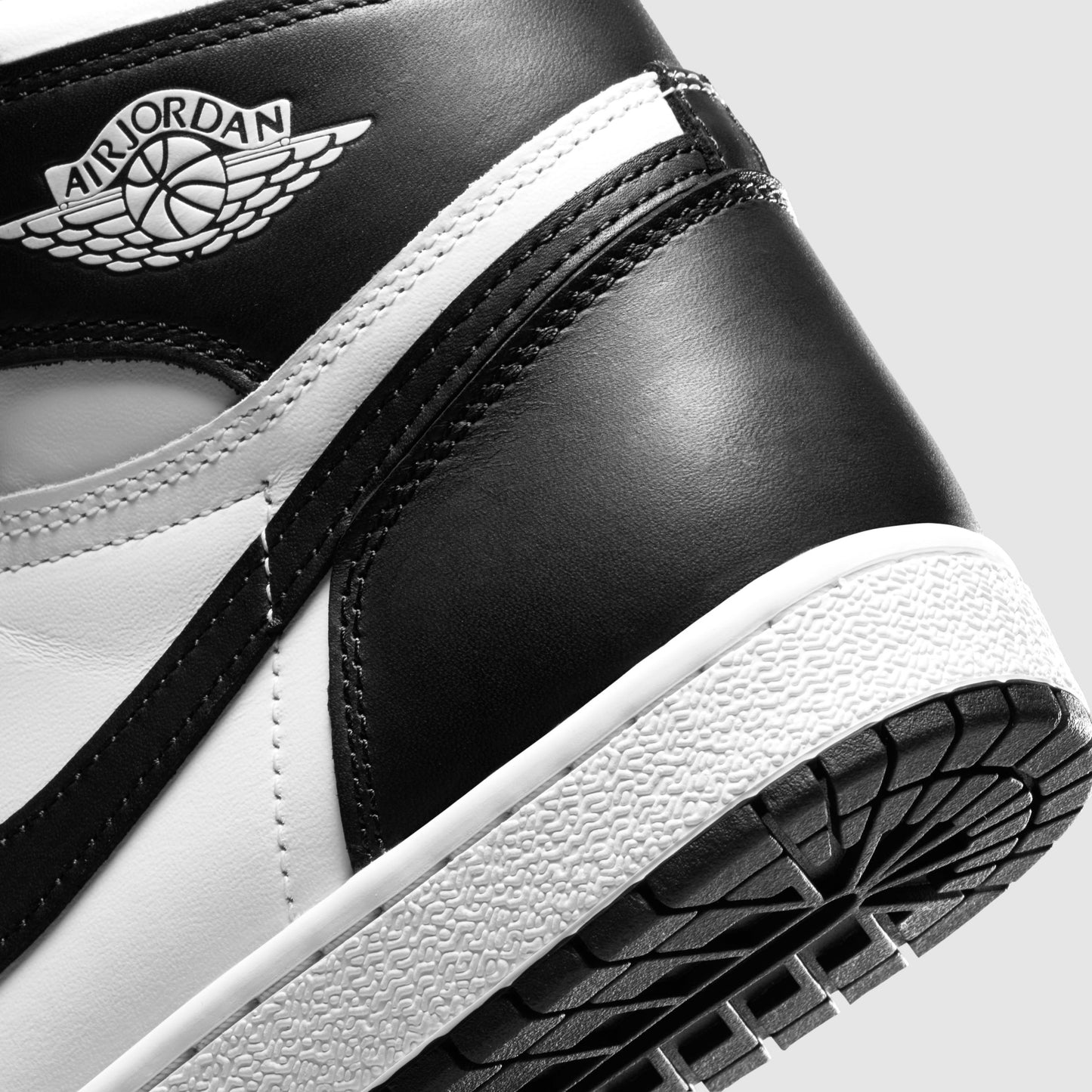 Air Jordan 1 Retro High 85 Black White (2023)
