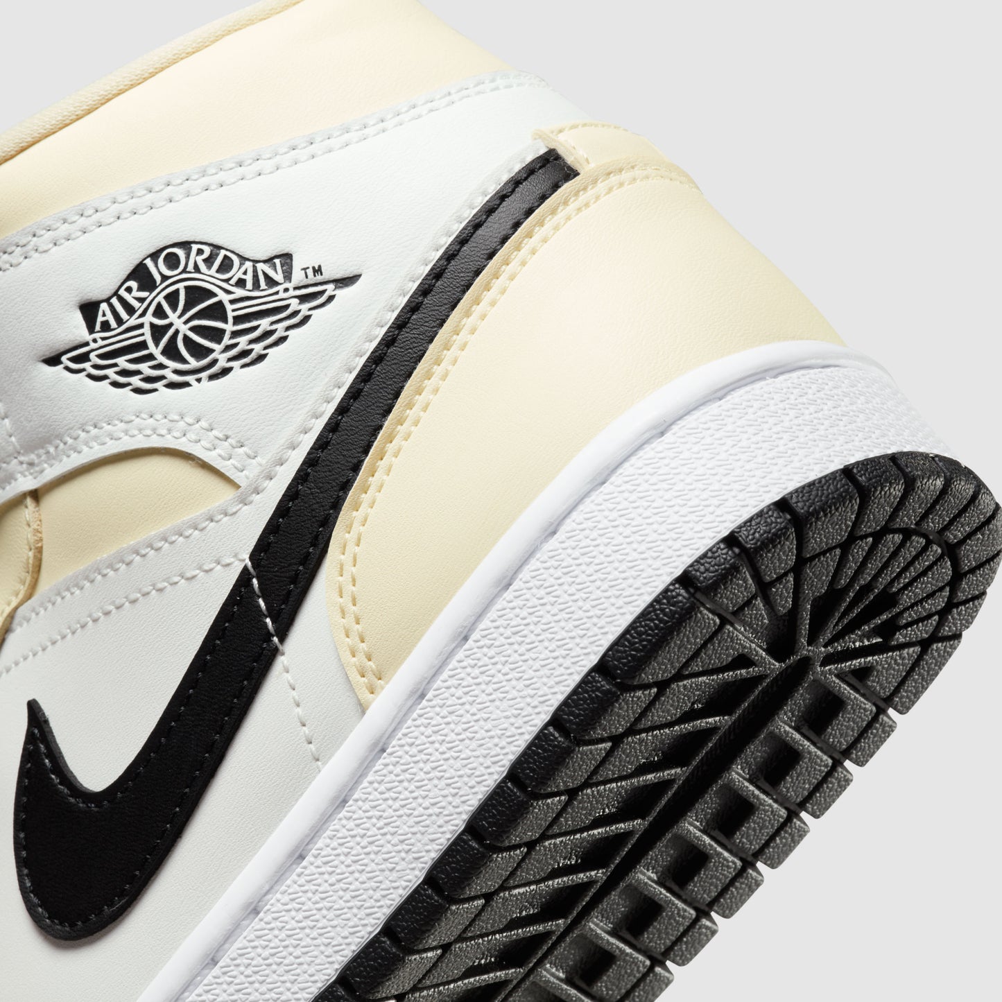 Air Jordan 1 Mid Coconut Milk (W)