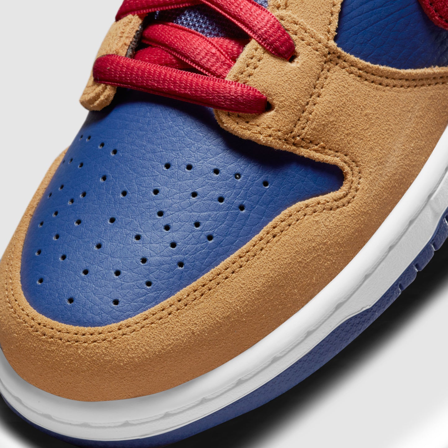Nike SB Dunk Low Papa Bear