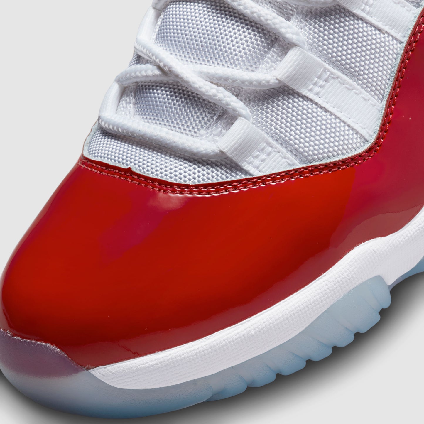 Air Jordan 11 Retro Cherry (2022)