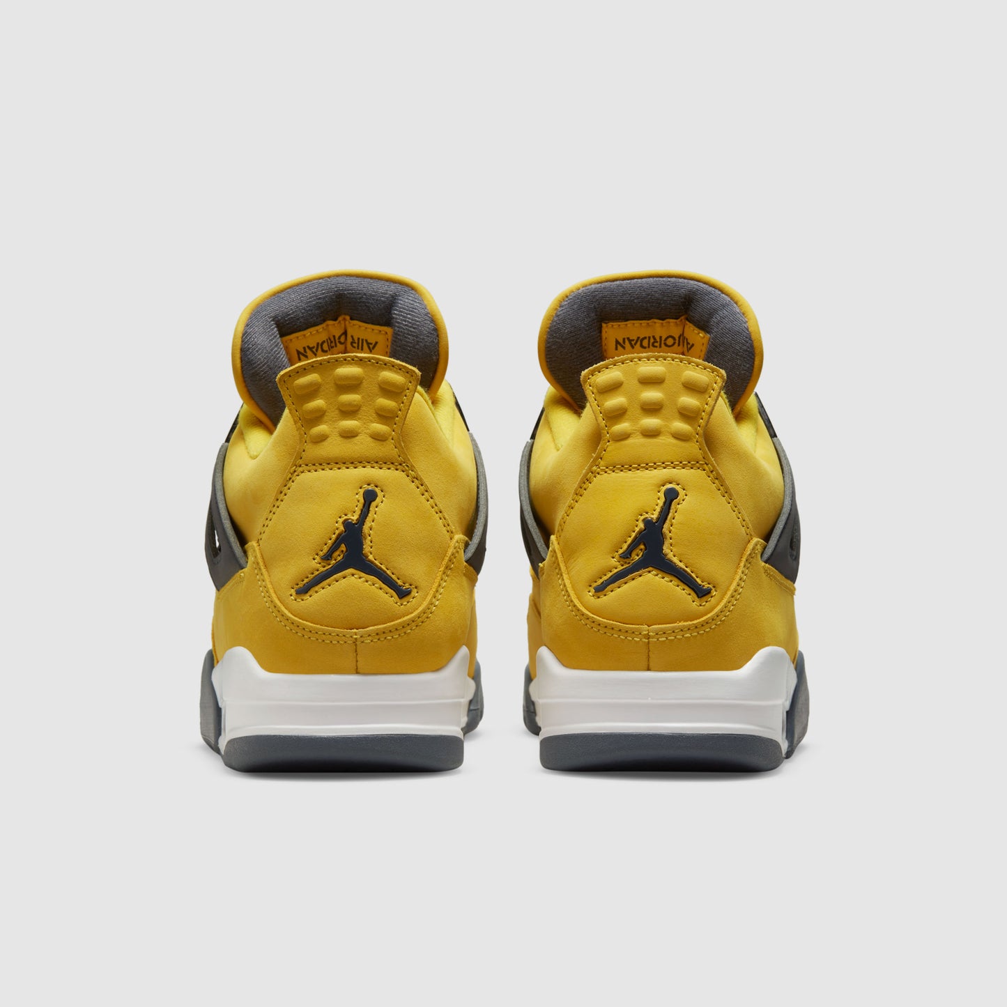 Air Jordan 4 Retro Lightning (2021)