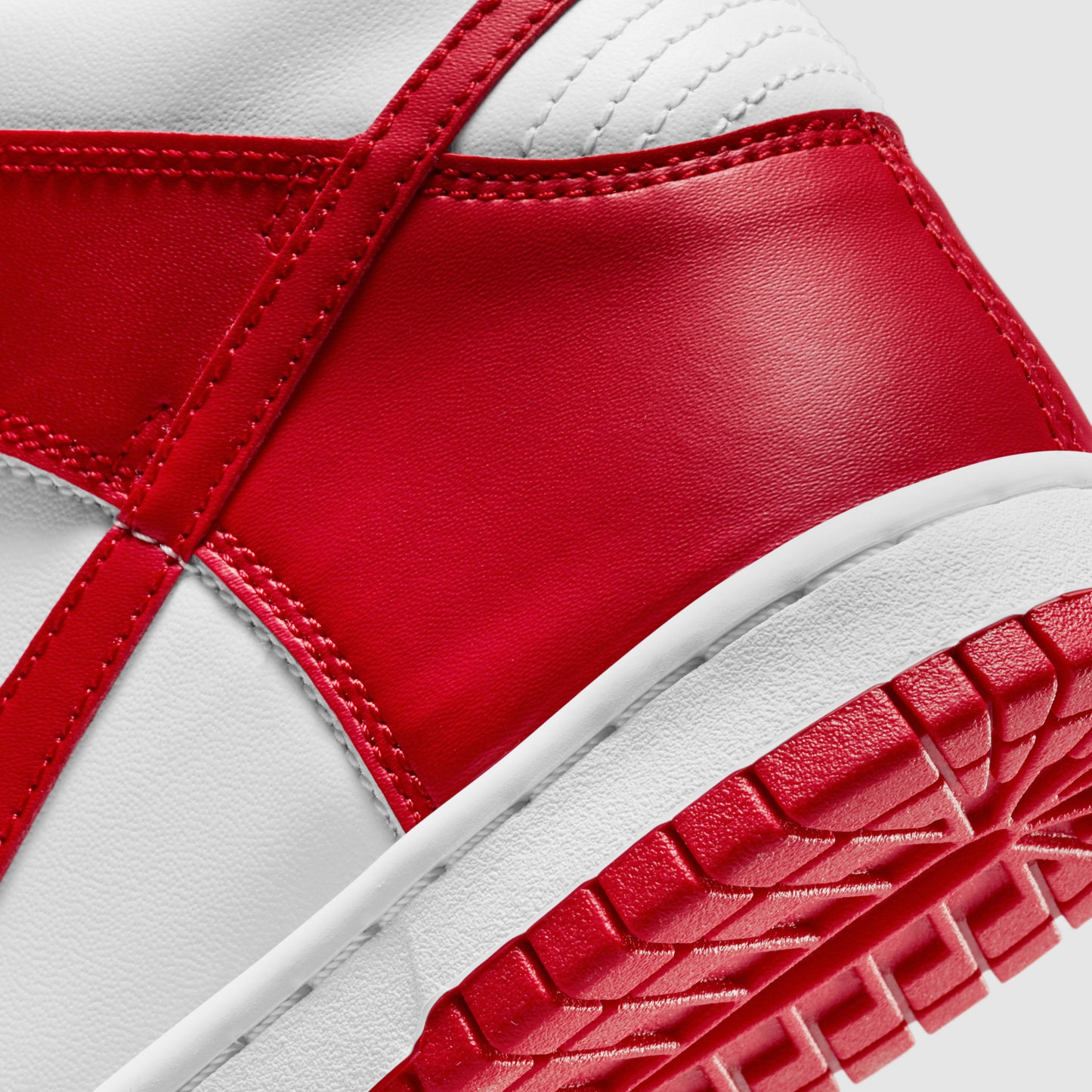 Nike Dunk High Gym Red (GS)