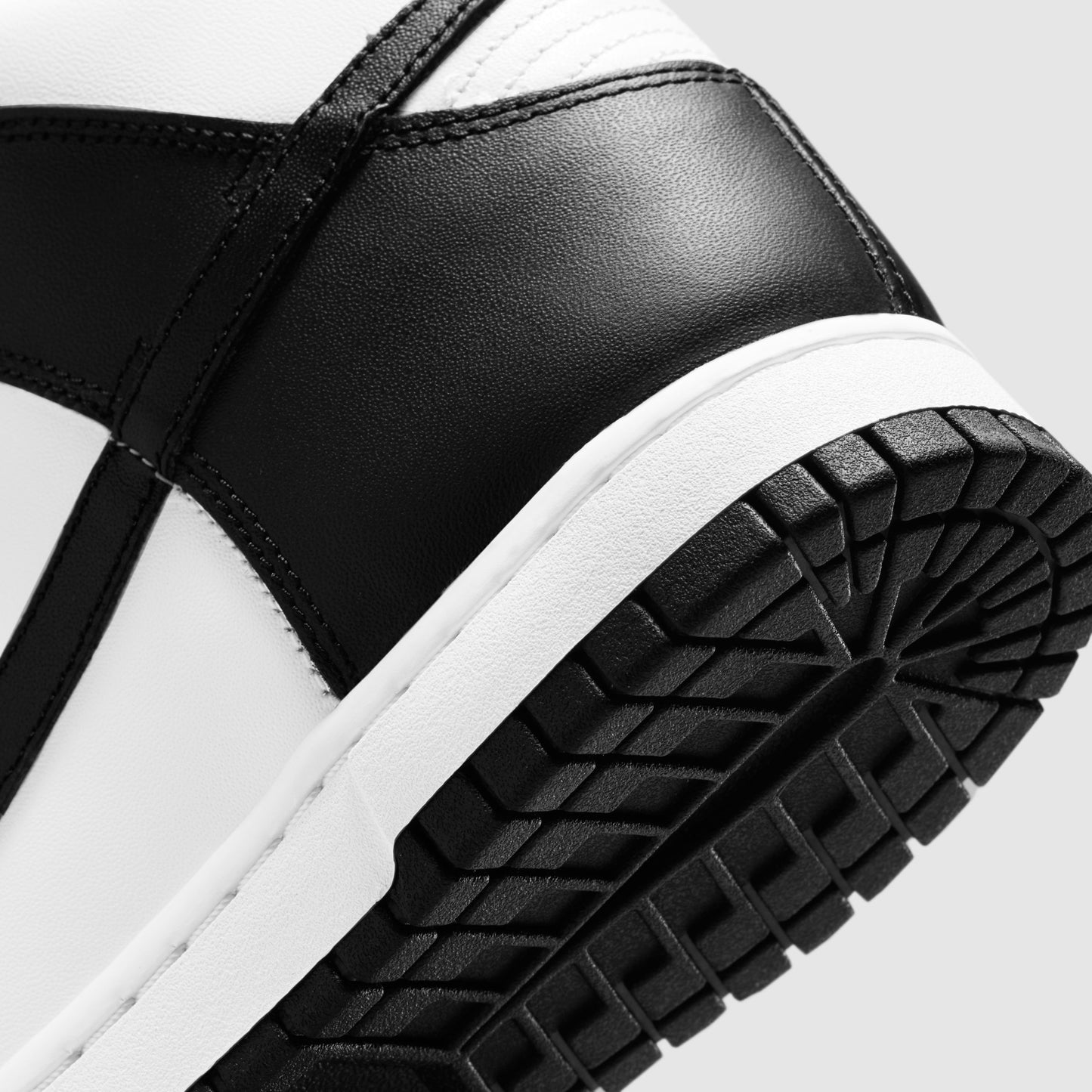 Nike Dunk High Panda Black White (W)