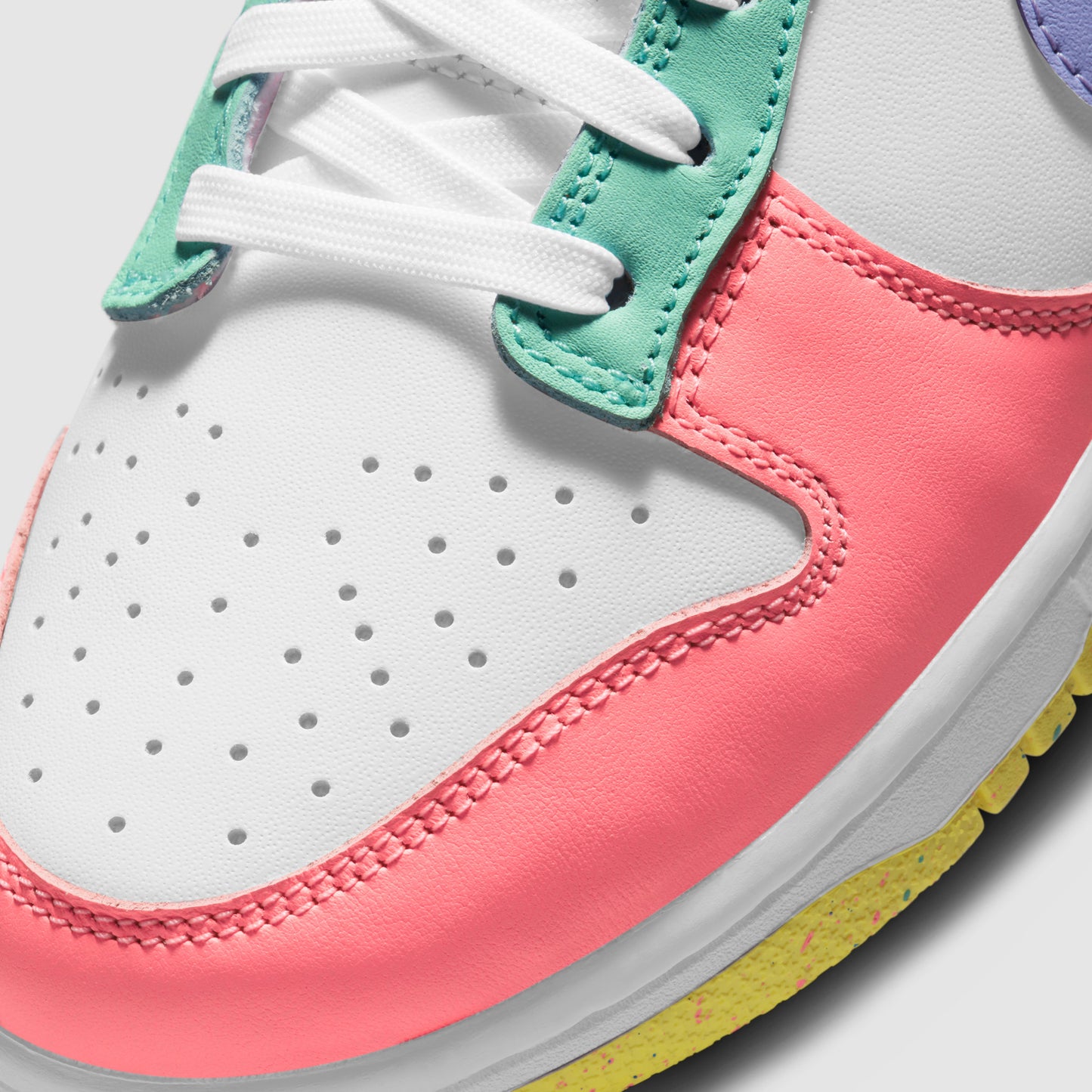Nike Dunk Low SE Easter Candy 2021 (W)