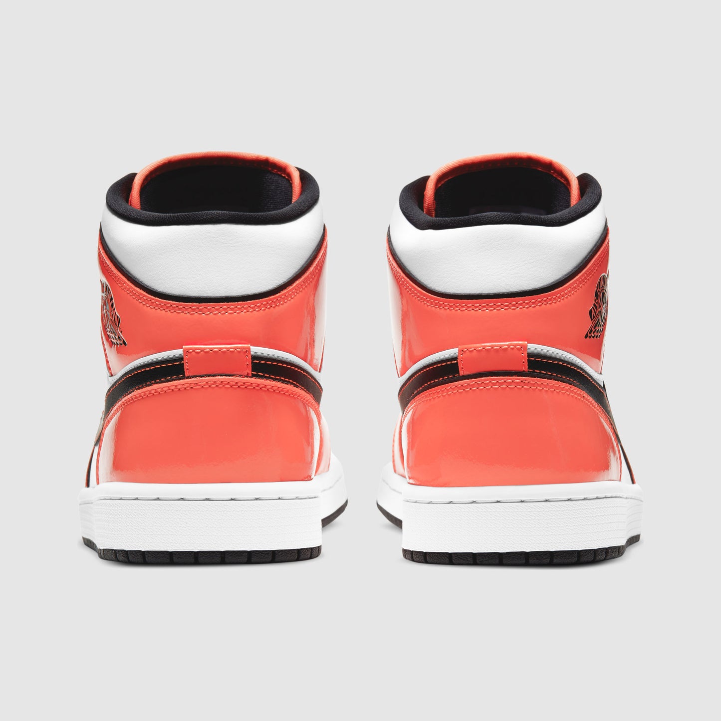 Air Jordan 1 Mid SE Turf Orange