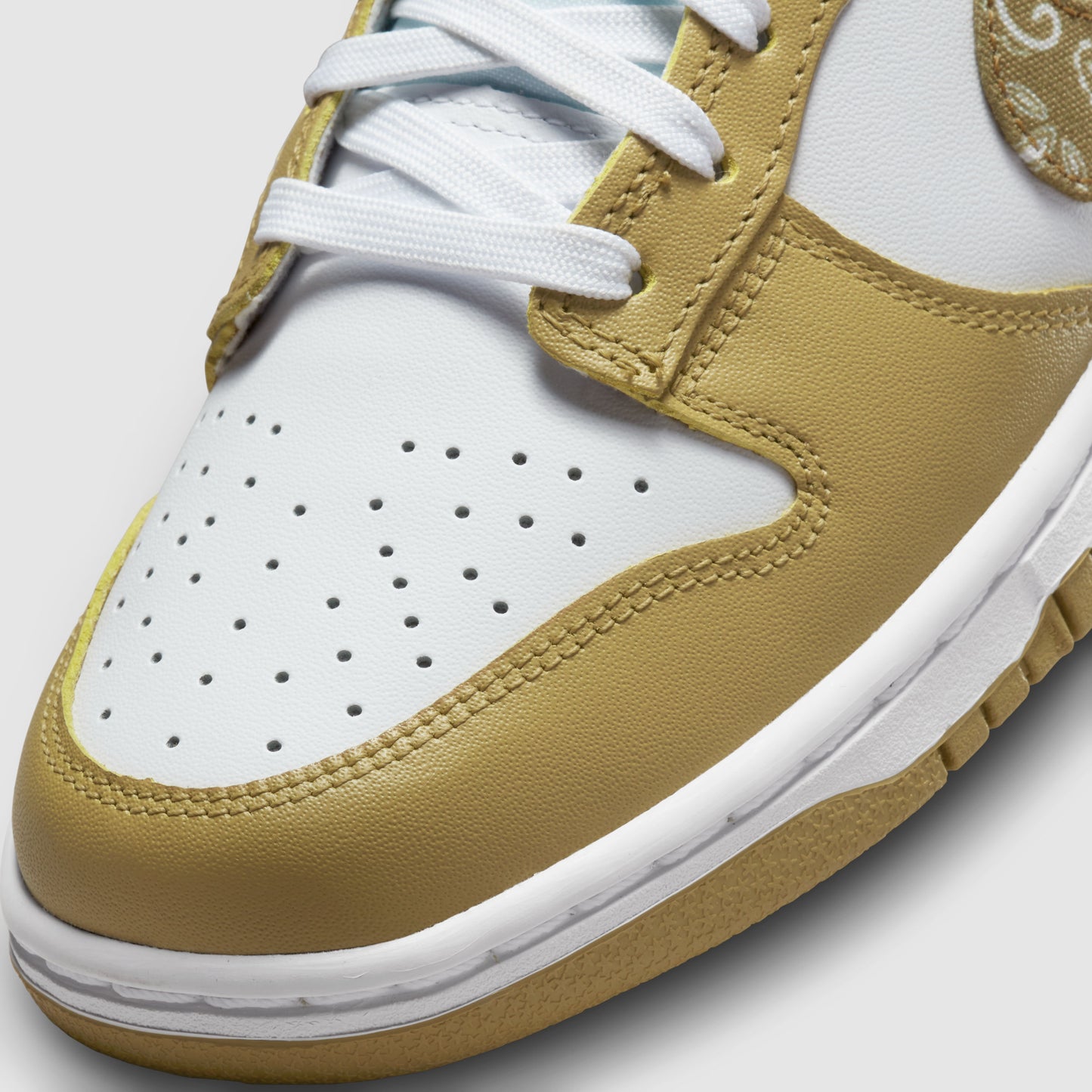 Nike Dunk Low Paisley Back Barley (W)