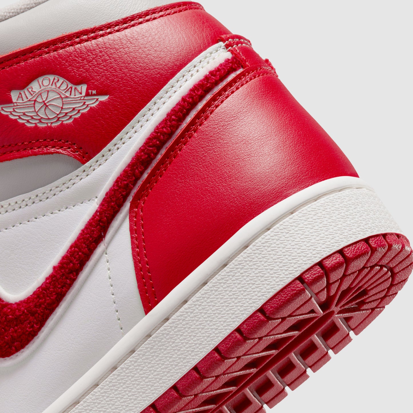 Air Jordan 1 Retro High OG Varsity Red (W)