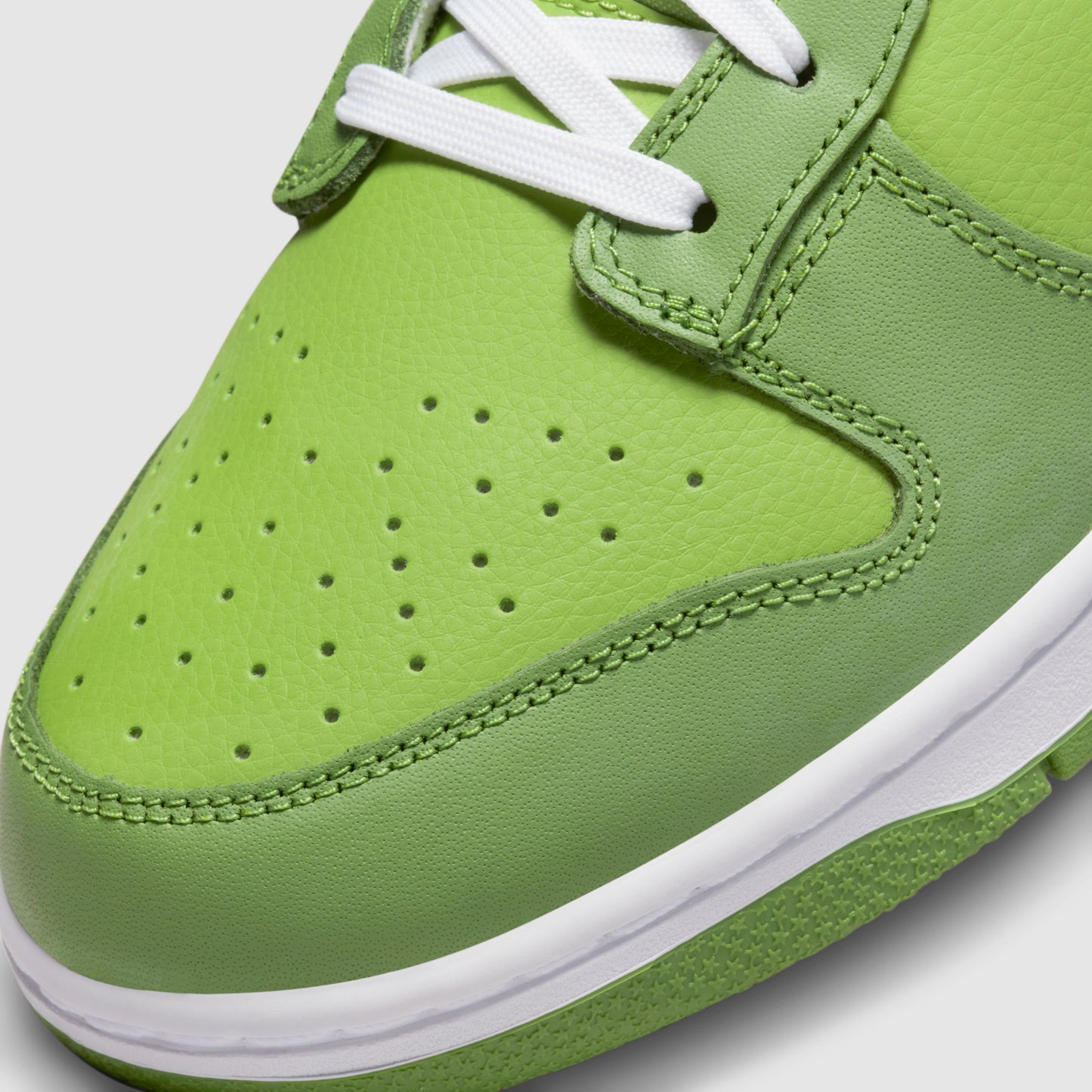 Nike Dunk Low Clorophyll