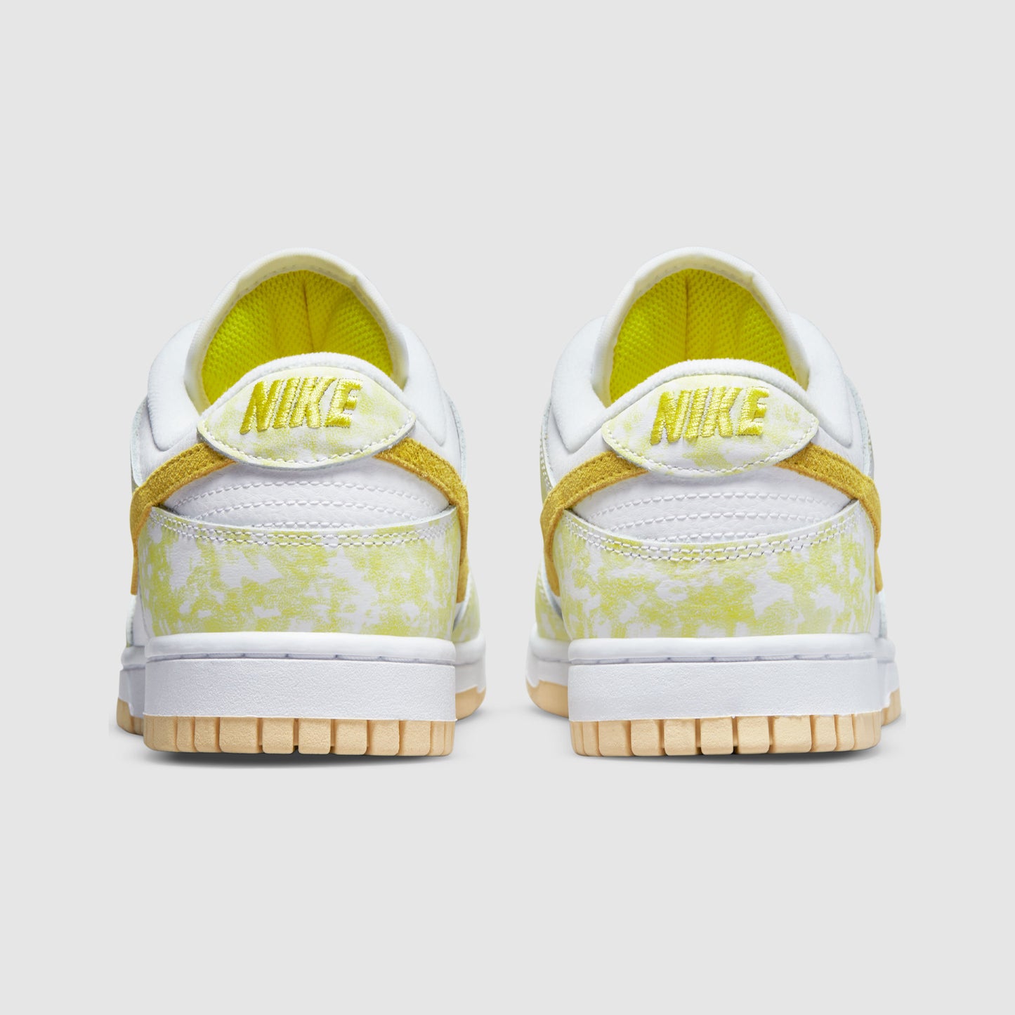 Nike Dunk Low Yellow Strike (W)