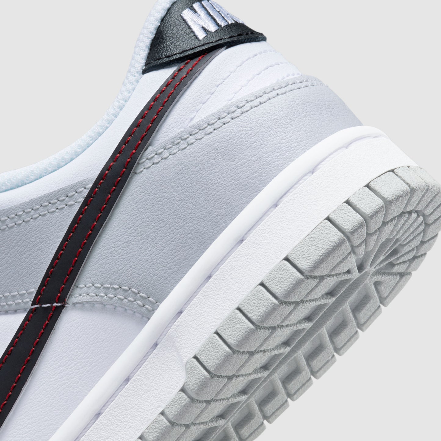 Nike Dunk Low SE Jackpot Grey (GS)