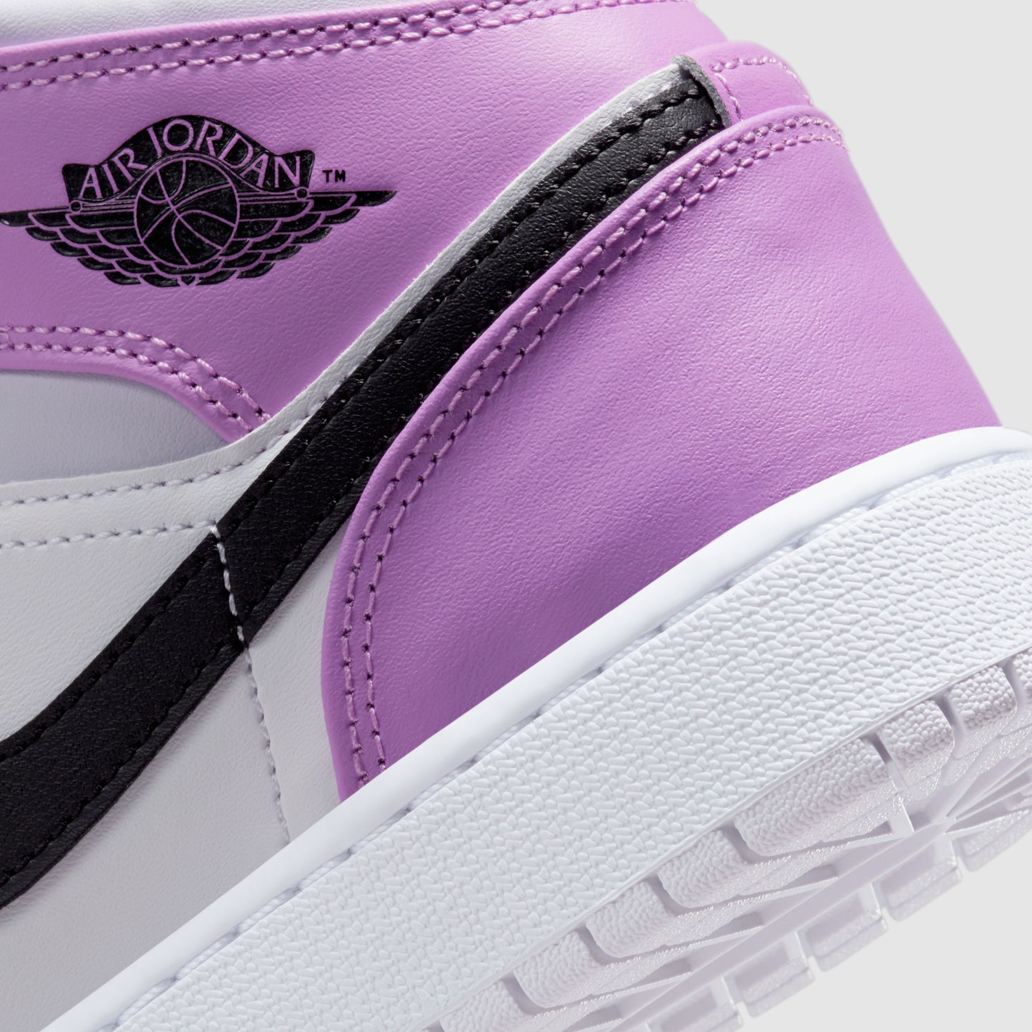 Air Jordan 1 Mid Barely Grape (GS)
