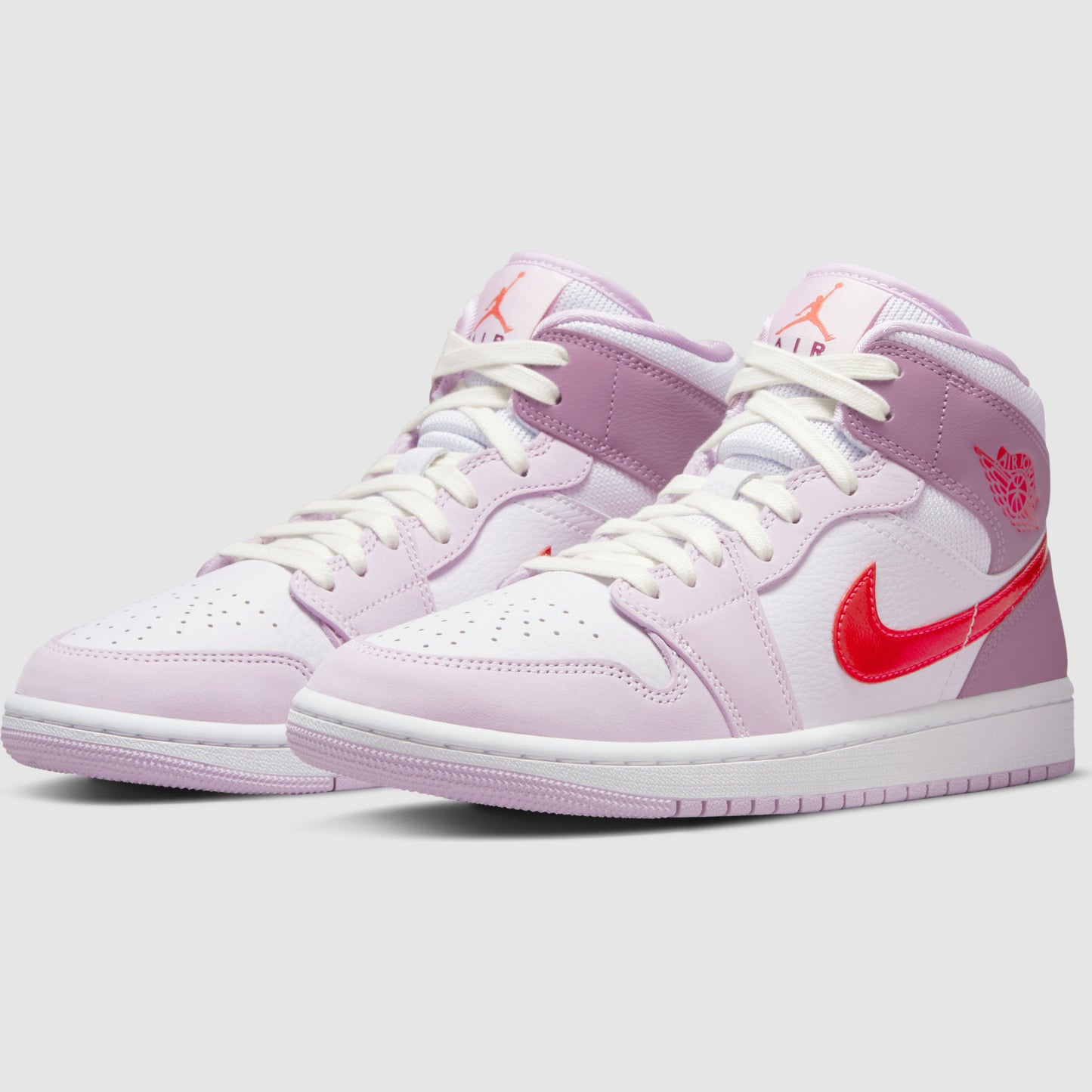 Air Jordan 1 Mid Valentines Day (W)