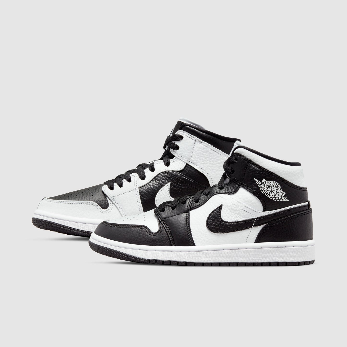 Air Jordan 1 Mid Homage Black (W)