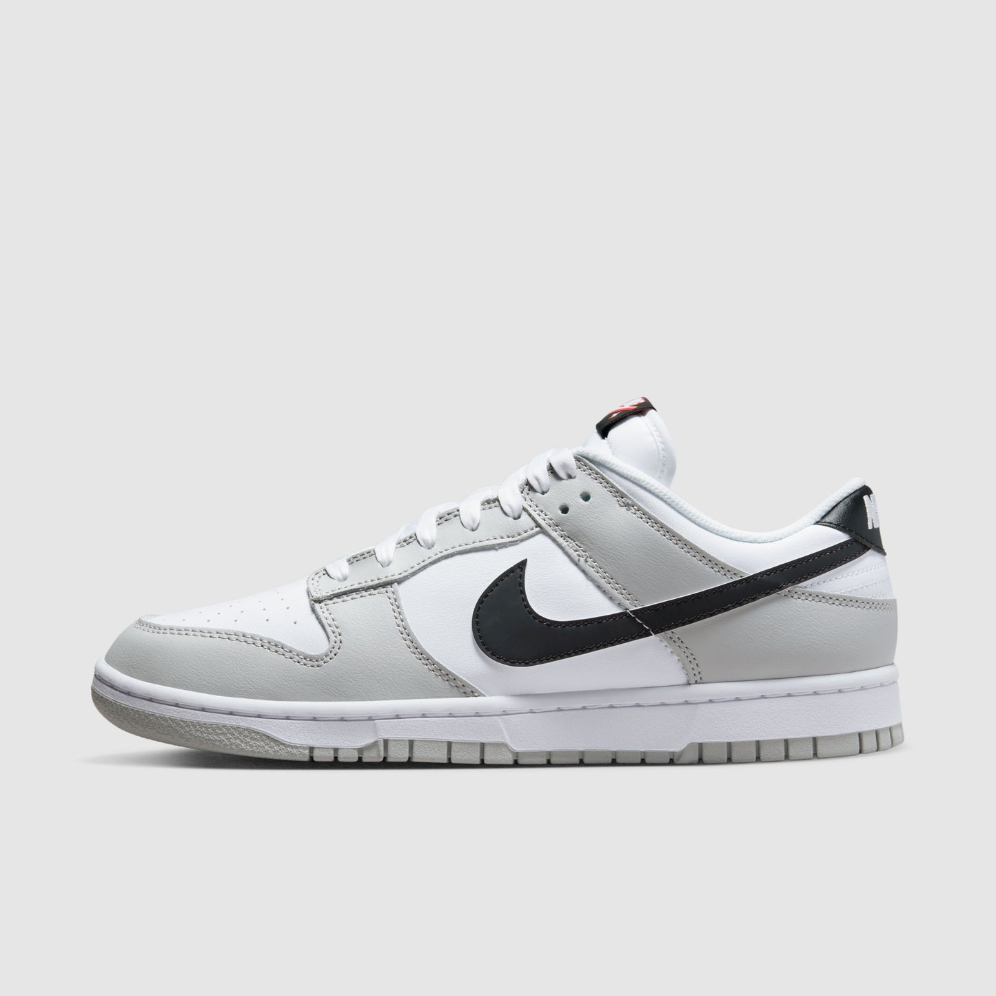Nike Dunk Low SE Jackpot Grey