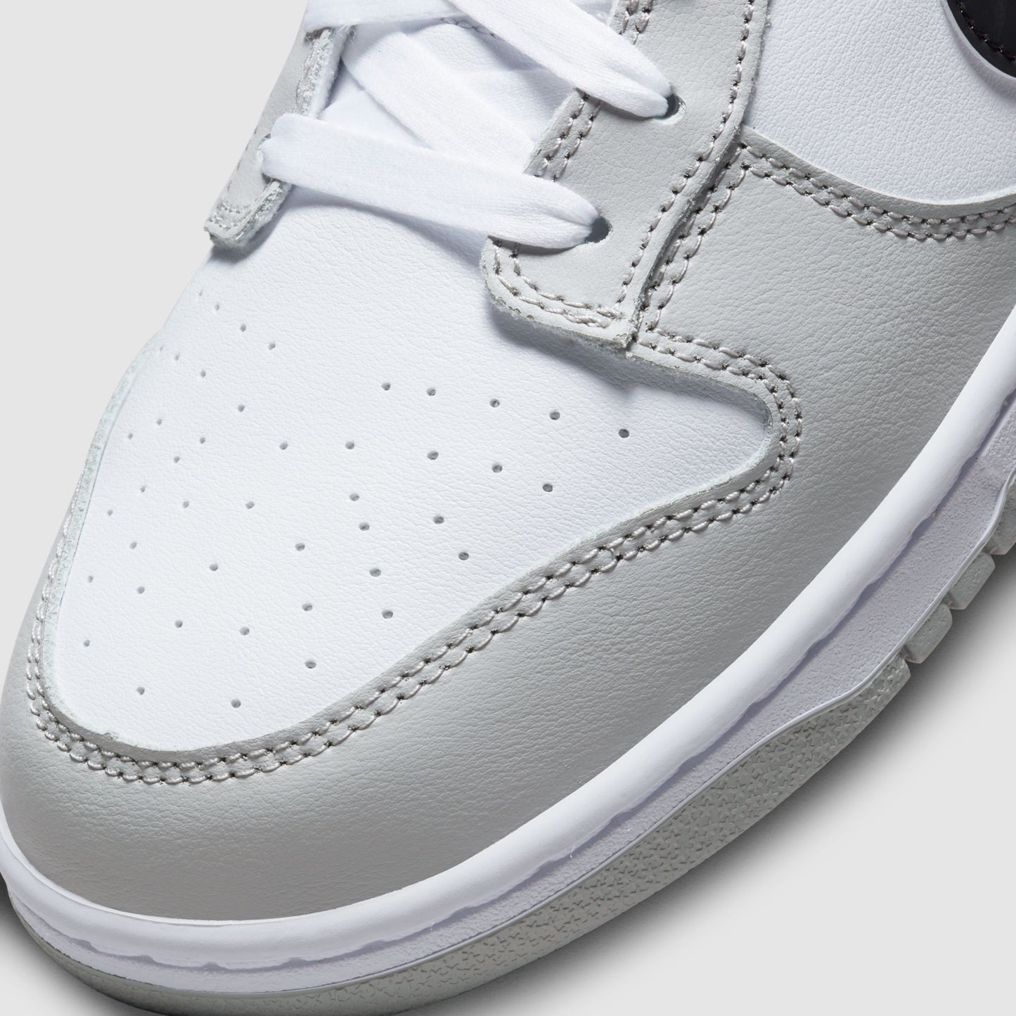 Nike Dunk Low SE Jackpot Grey