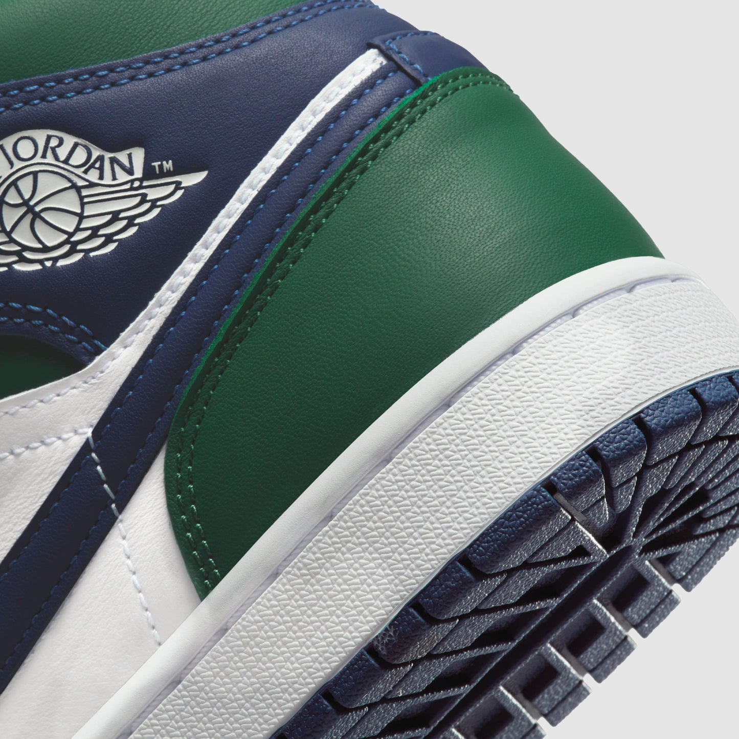 Air Jordan 1 Mid Seahawks (W)