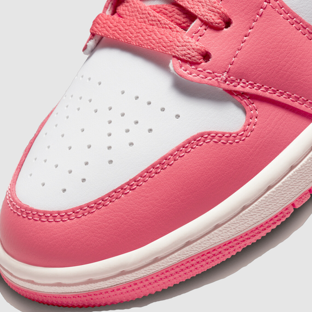 Air Jordan 1 Mid Strawberry (W)
