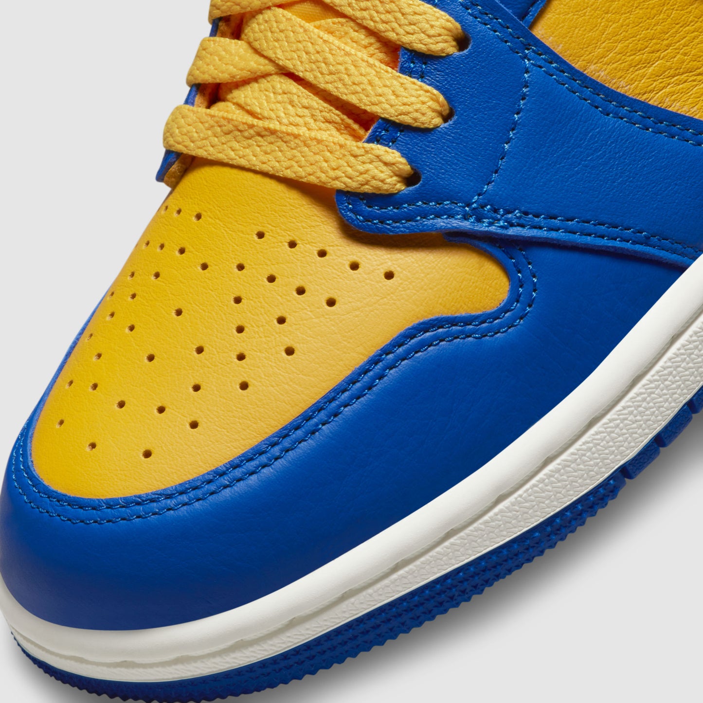 Air Jordan 1 Retro High OG Reverse Laney (W)