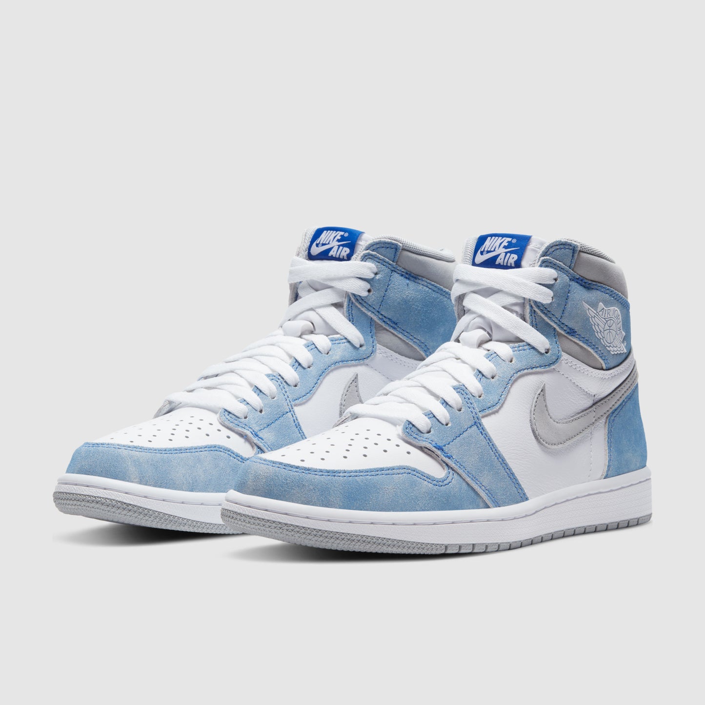 Air Jordan 1 Retro High OG Hyper Royal
