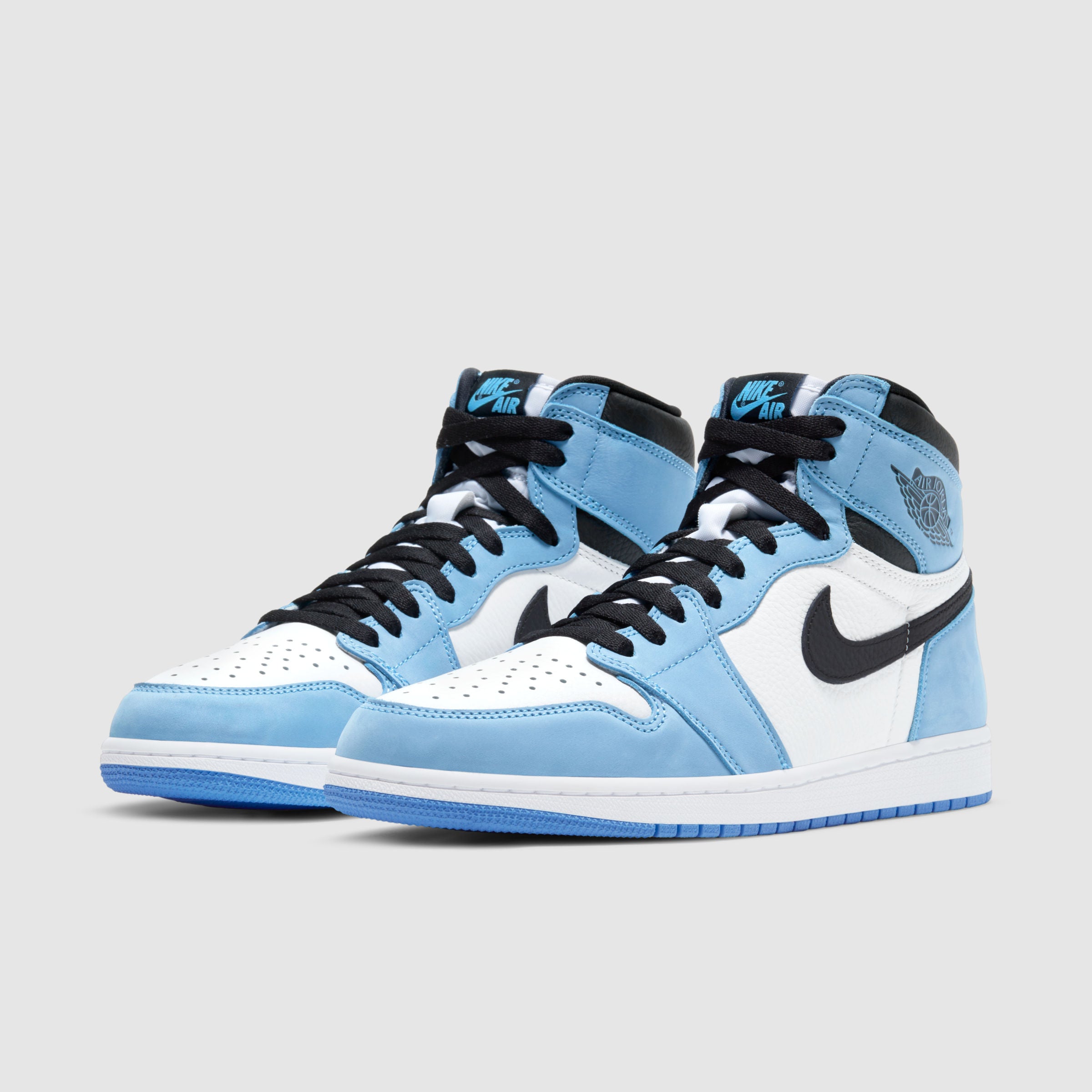 Air Jordan 1 Retro High OG University Blue Scalers Sneaks