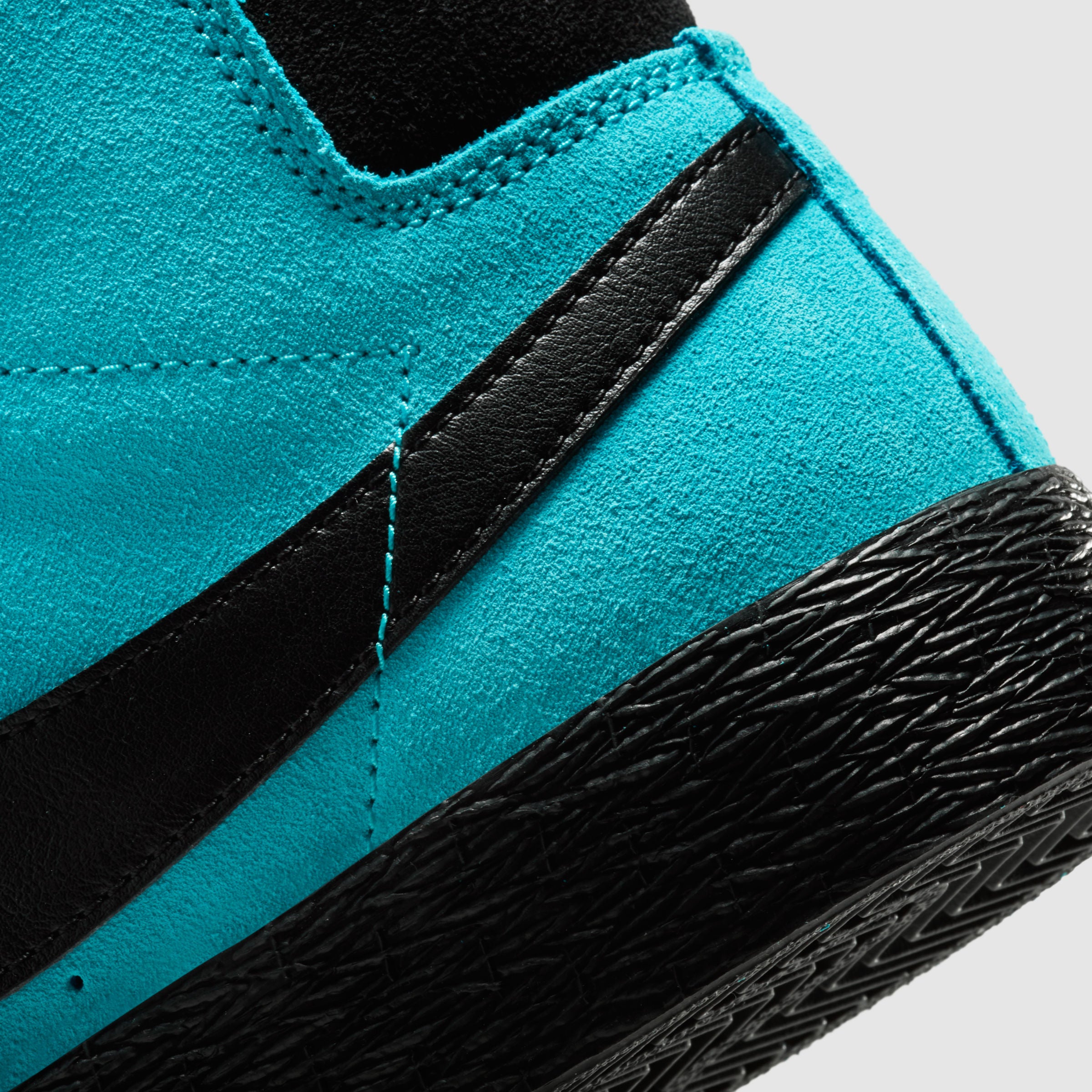 Nike SB Blazer Mid Aqua Scalers Sneaks